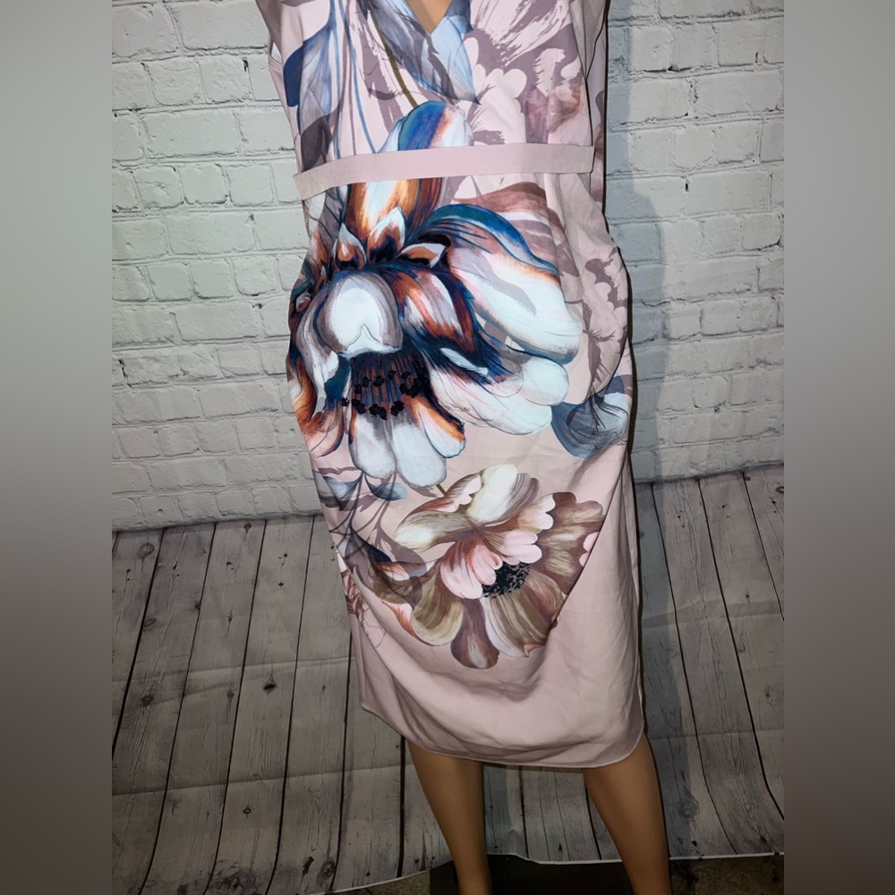 BRAND NWT Little Mistress Lavender & Blue floral dress size 6 - Picture 3 of 11